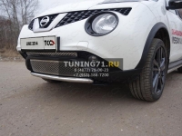 Решетка радиатора верхняя Nissan Juke 2014 2WD